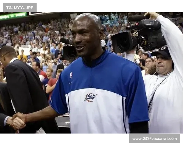 奇才场均52.3篮板排名第三 防守篮板表现突出 奇才场均52.3篮板排名第三 防守篮板表现突出